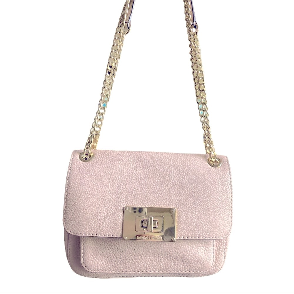 💯 Authentic Michael Kors Pink Crossbody with gold chain strap
